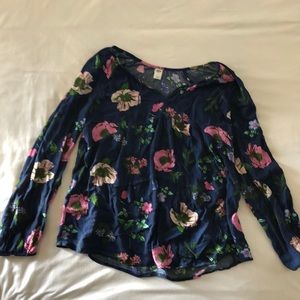 Floral Old Navy Long Sleeved Top